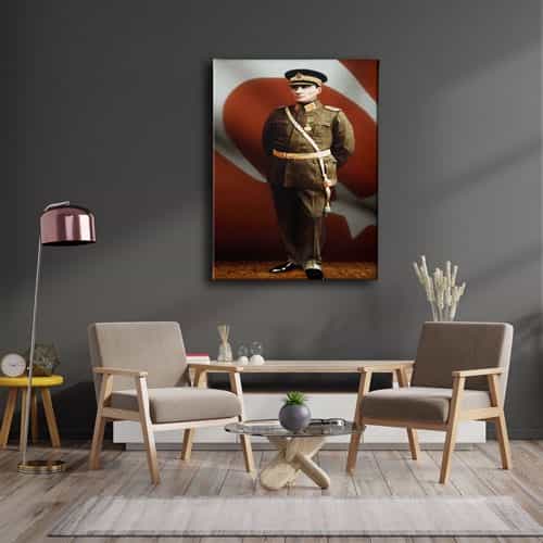 Üniformalı Atatürk Portresi Kanvas Tablo